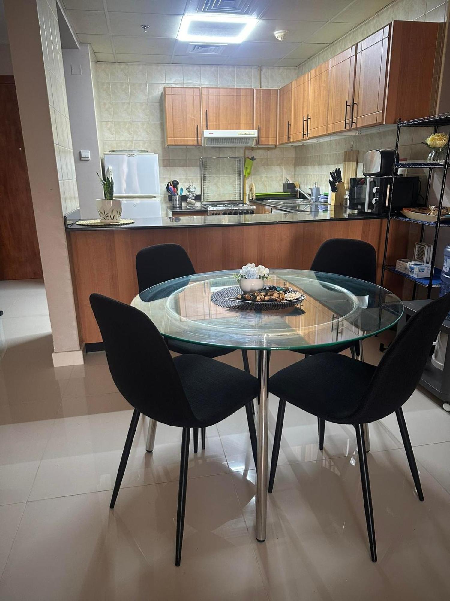 Spacious JVC Apartment: Family-Friendly with Pool & Wellness Amenities Dubai Exterior photo